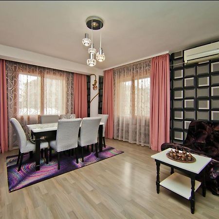 Perla 2-Bdrm In The Heart Of The City Varna Buitenkant foto